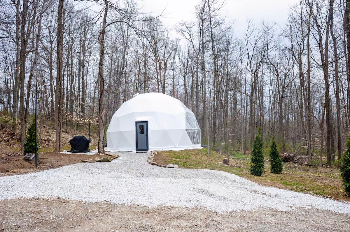White Luna dome installed among trees